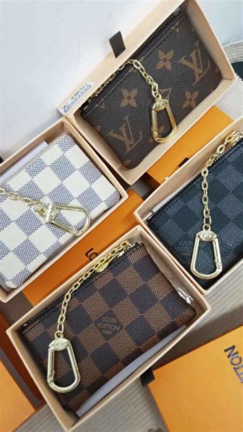 key card holder louis vuitton|louis vuitton keychain holder.